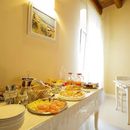 فندق مبيت وإفطار Monsignore