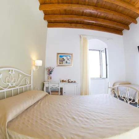 Monsignore Couette-café Vieste