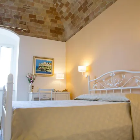 Monsignore Bed & Breakfast