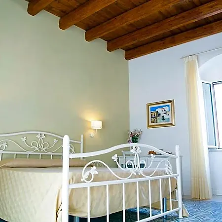 Monsignore B&B 비에스테