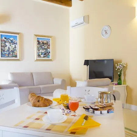 Bed & Breakfast Monsignore 4*