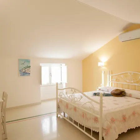 Monsignore Bed & Breakfast 4*