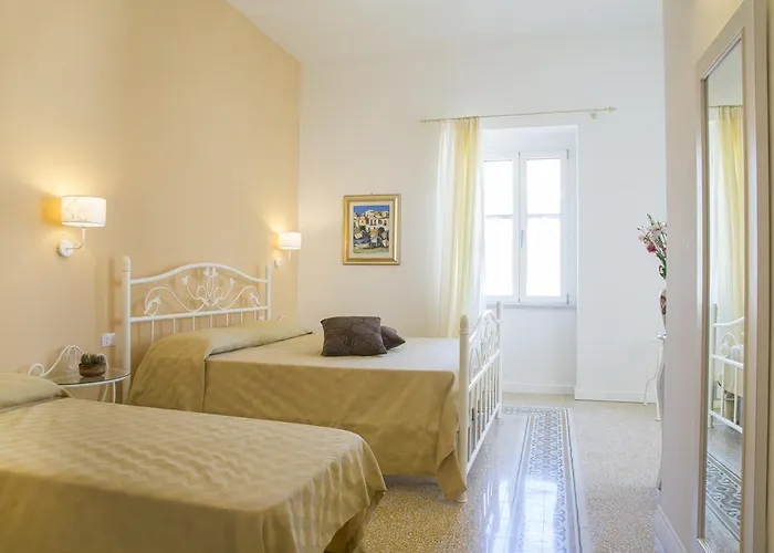 Monsignore Bed & Breakfast 4*